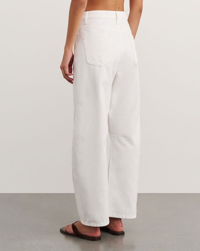 Lucia Barrel Jean in WHITE