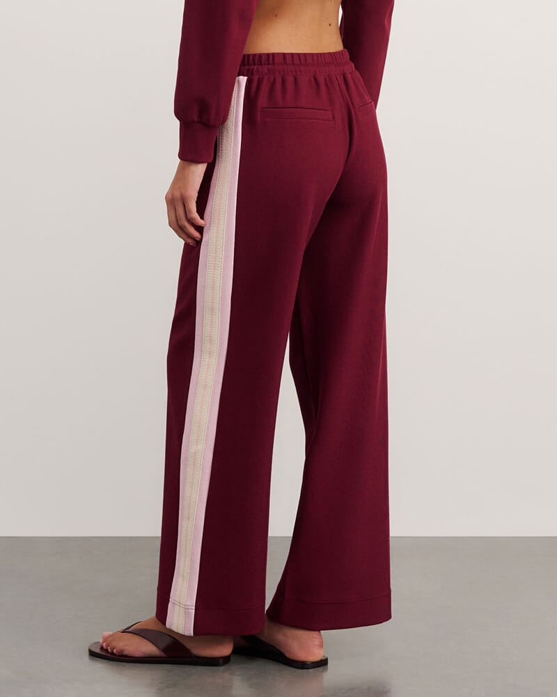 Leonie Pant in MAROON