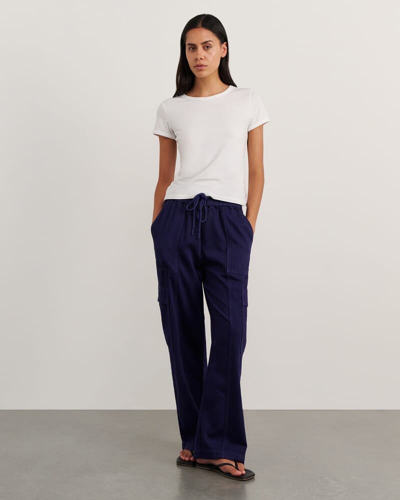 Loe Cargo Pant in NAVY
