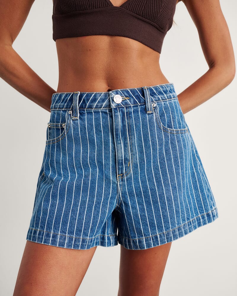 Carrie Short in BLUE/WHITE