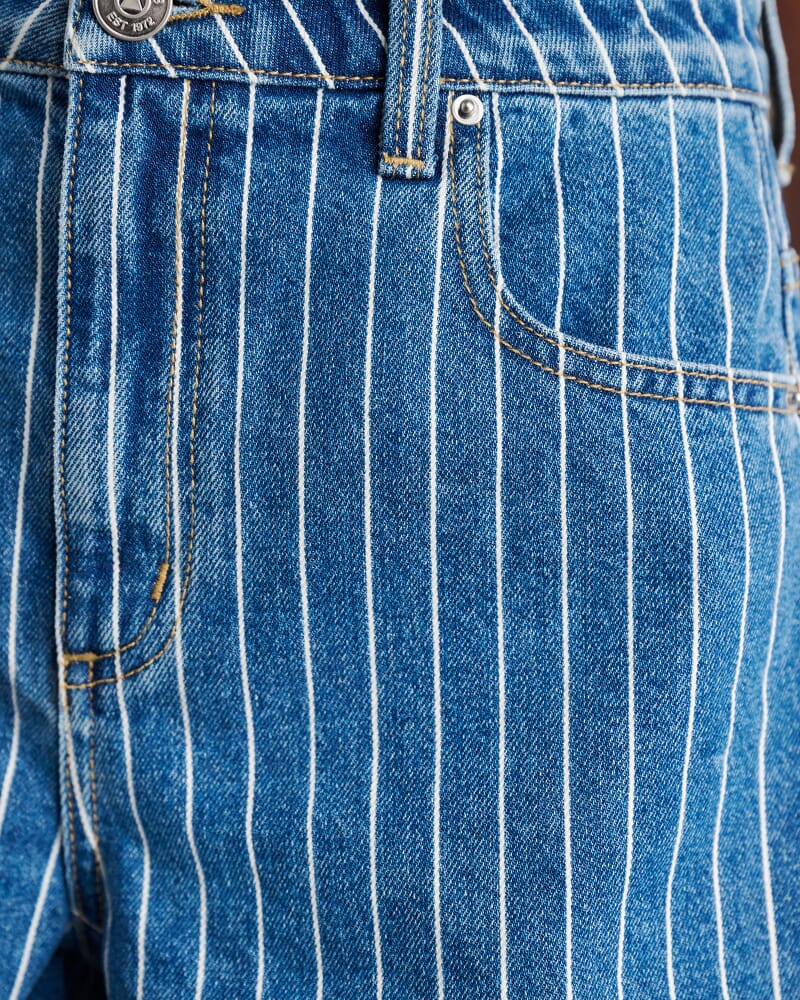 Carrie Short in BLUE/WHITE