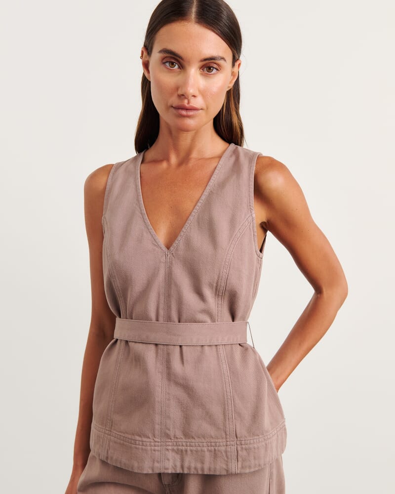 Loe Belted Top in LATTE