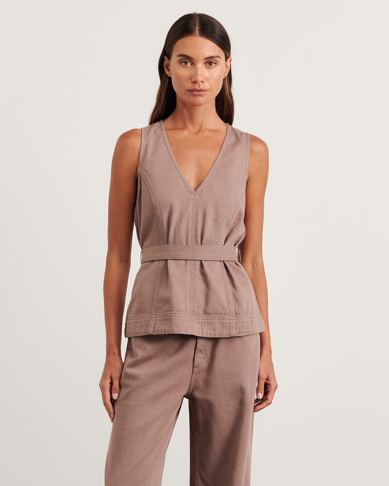 Loe Belted Top in LATTE