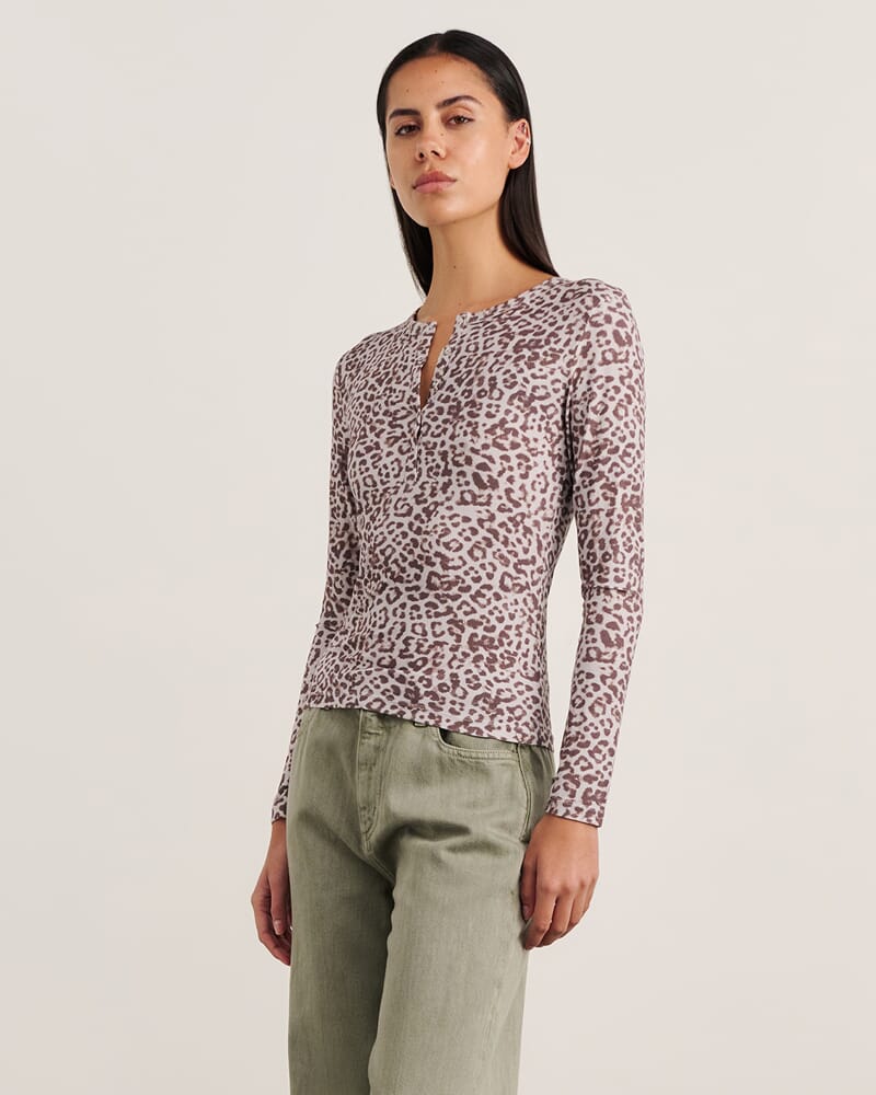Celina Henley Top in LEOPARD