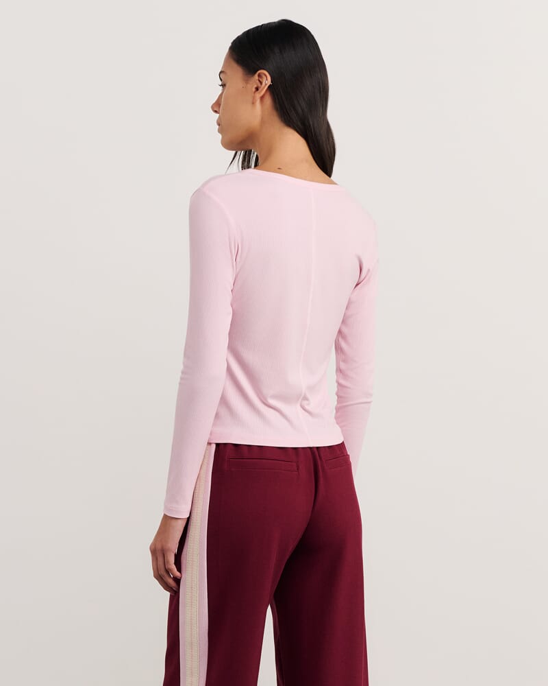Celina Henley Top in PINK FROST