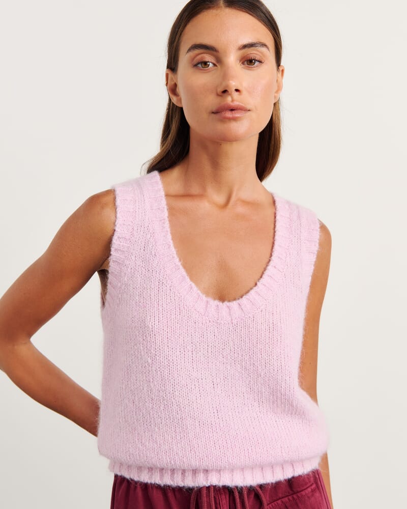 Lily Vest in PINK FROST
