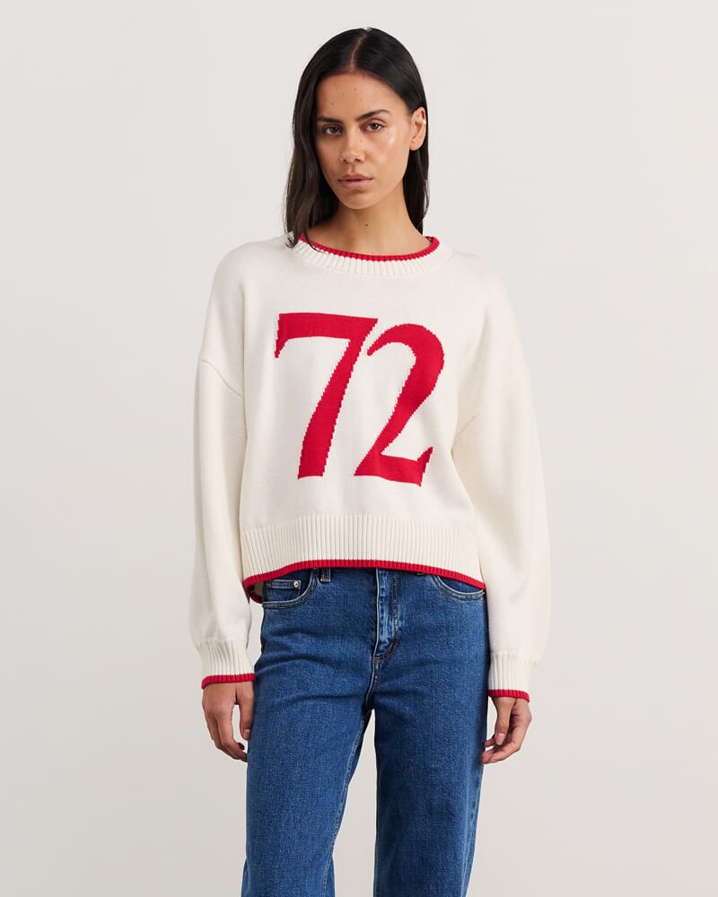 Gia Crew Knit in WHITE/MERLOT