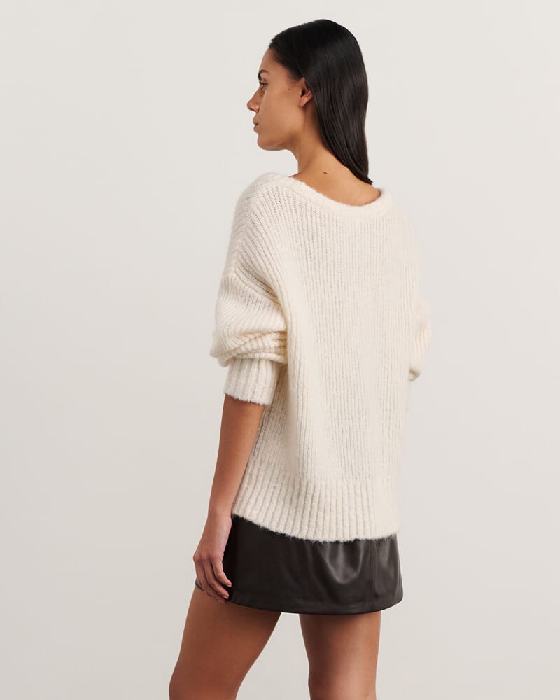 Lily Scoop Knit in MILK